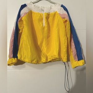 Colorblock Windbreaker Sweatshirt Quarter Zip Smocked off the shoulder like new
